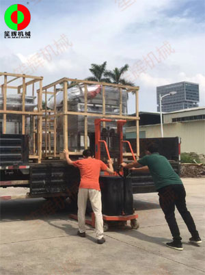 涡流洗菜机等蔬果清洗加工机械发货交付江西客户！